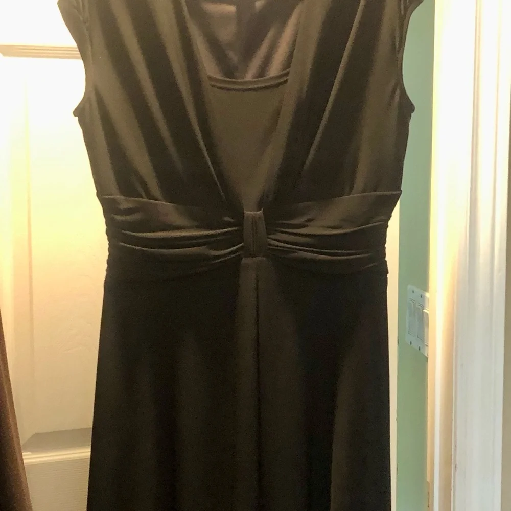 Evan Picone Sleeveless Black Dress. size 14 - Picture 4 of 4